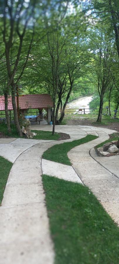 Martvili Canyon Cottage Екстериор снимка