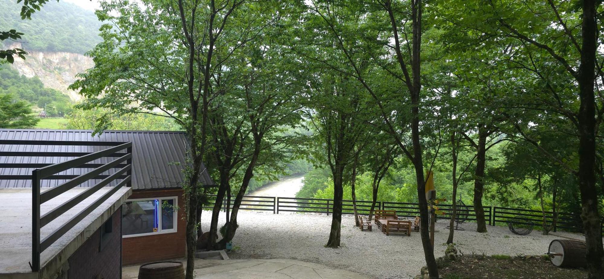 Martvili Canyon Cottage Екстериор снимка